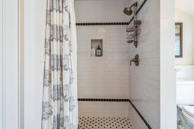 Photo - 31 Morse St Unit 2