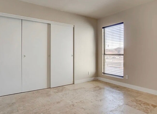 Photo - 3769 Carlyle Dr Unidad 153