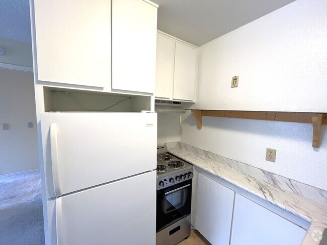 Building Photo - 1BR/1BA North Park Condo - 55+ Community, ...