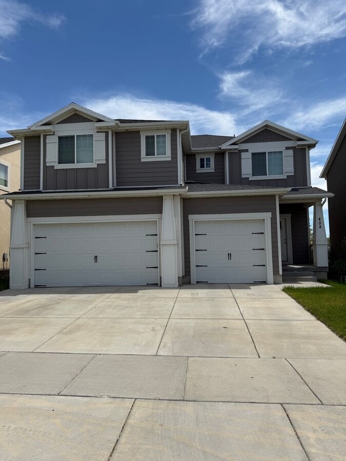 Photo - Great 4-Bedroom Home in Vineyard!