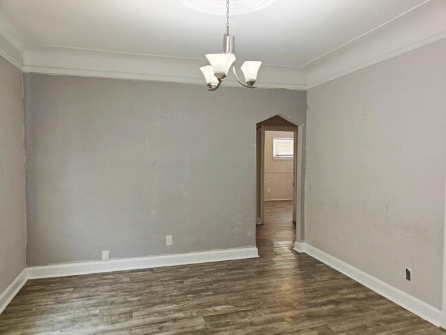 Photo - 5227 Devonshire Rd