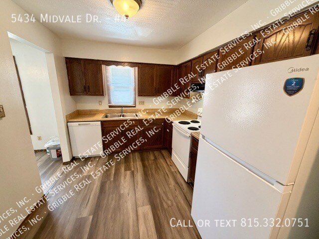 Photo - 5434 Midvale Dr Unit #4