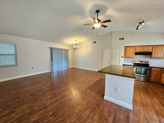 Photo - 6527 Pleasant Ave