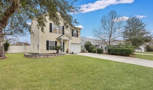 Photo - 39 Hamilton Grove Dr