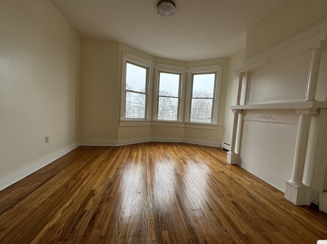Photo - 151 Wilkinson Ave Unit 3L