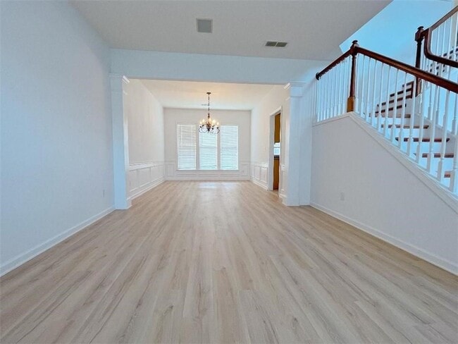 Photo - 8205 Norwich Pl