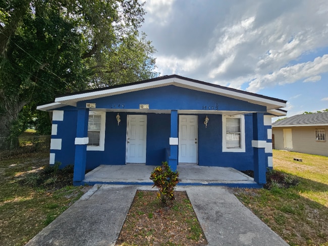 Building Photo - 1440 N Lincoln Ave