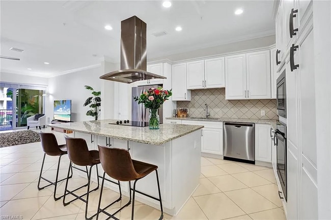 Photo - 21450 Strada Nuova Circle