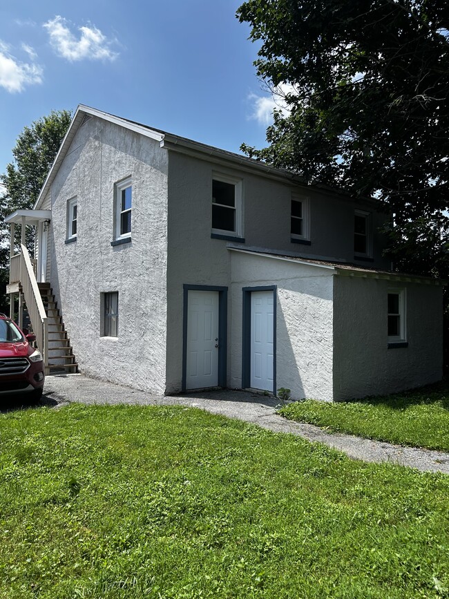 Photo - 1925 Valley Rd