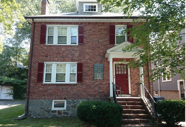 Building Photo - 25 Greycliff Rd Rental