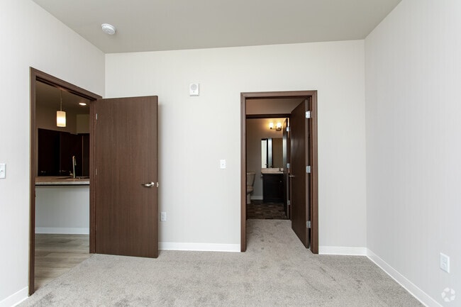 2BR, 2BA