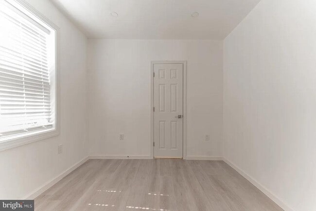 Photo - 2401 S Alder St Unidad 1