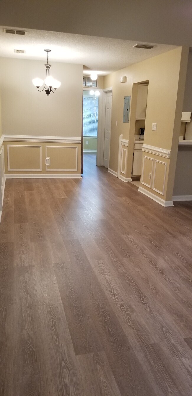 Photo - 2396 Tina Dr Casa Adosada