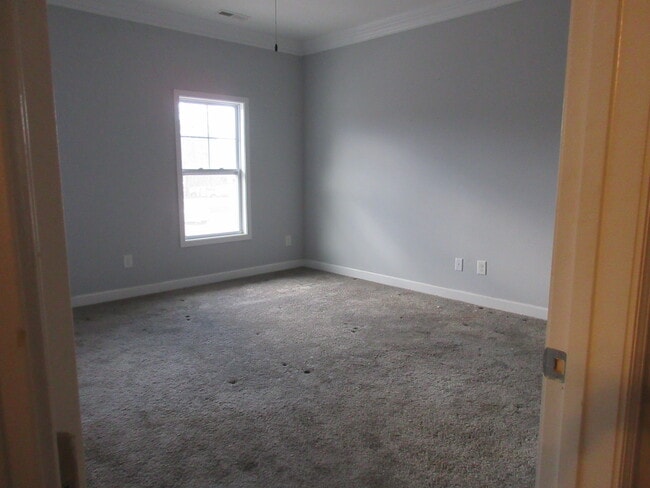 Photo - 1068 Mill Creek Loop