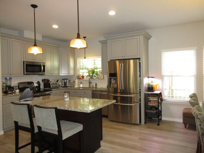 Photo - 3/2 in THE perfect location. Close to everything.