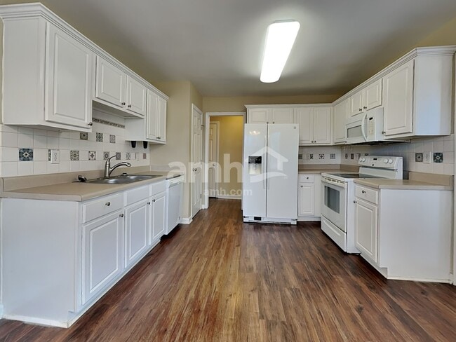 Photo - 55 Old Tree Ct