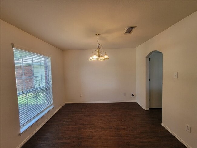 Photo - 2410 Lakecrest Village Ct