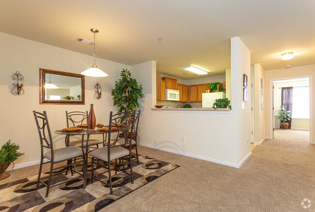 2BR, 2BA - 1,297 SF