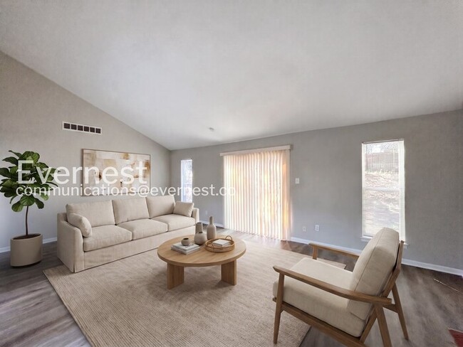 Photo - 4 Bed, 2 Bath Home with Fenced Yard and Parking / Pet-Friendly / Available Soon!
