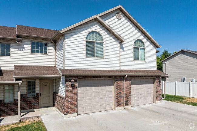 Building - Clearfield Townhomes