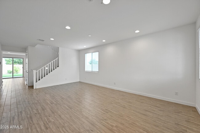 Photo - 7027 S 13th Way