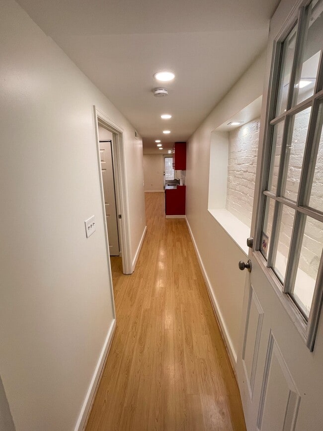 1218 Euclid St NW Unit B