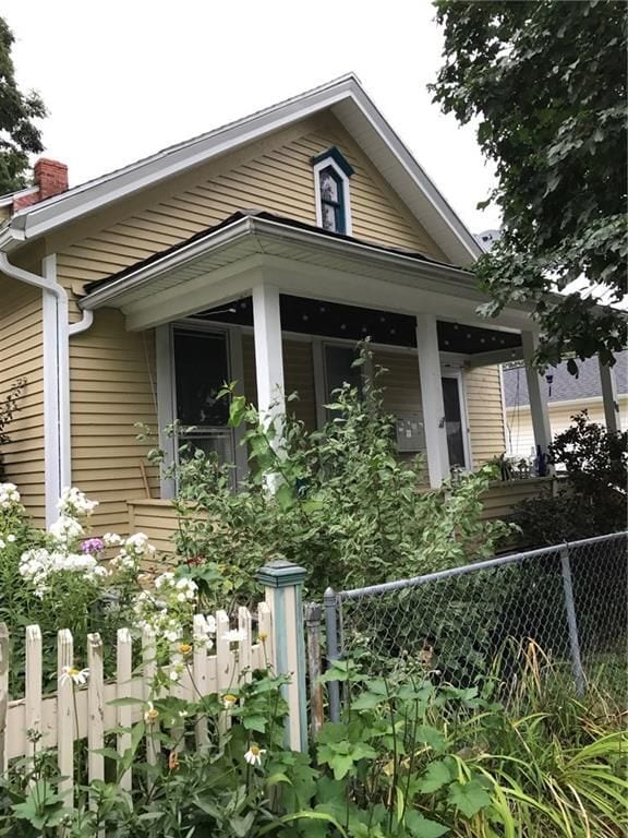 Photo - 82 Sanford St