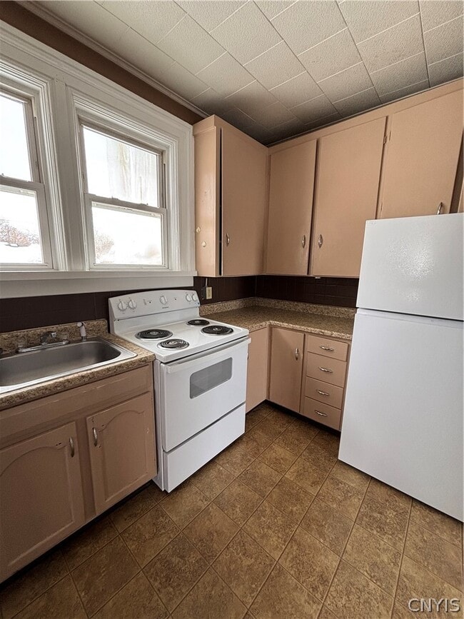 Photo - 309 Mullin St