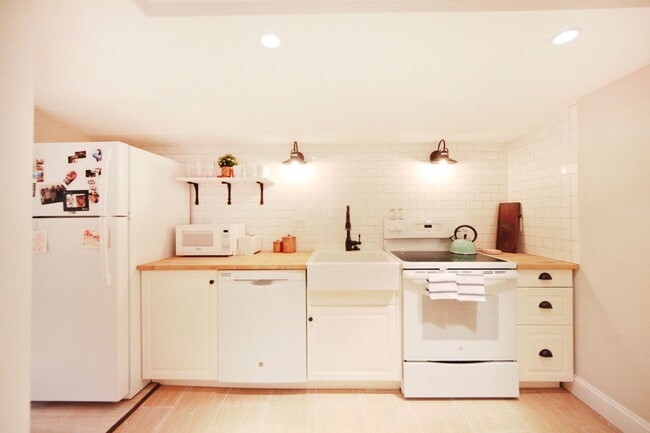 Photo - 3215 11th St NW Unidad Bsmt