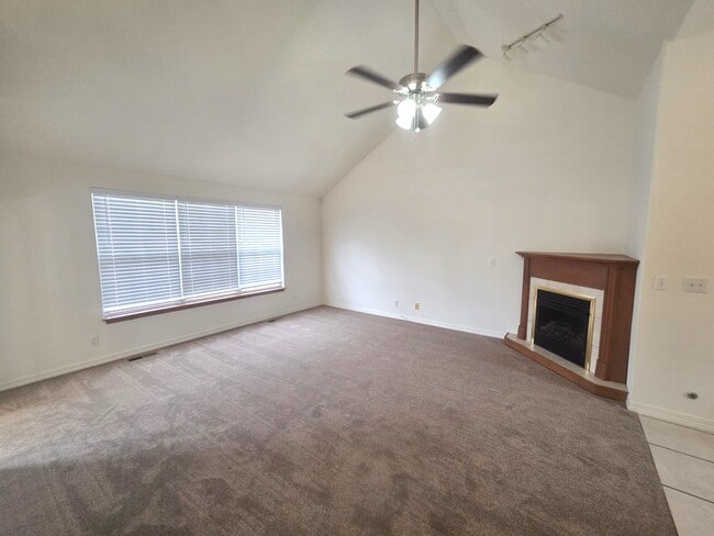 848 S Jester Ave