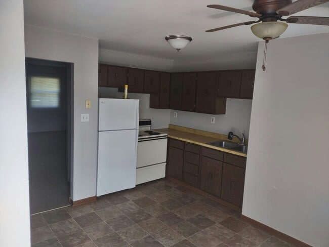 Photo - 2000 Warren St Unit 9