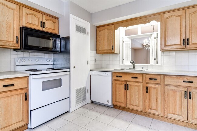 Photo - 1907 Windsor Dr
