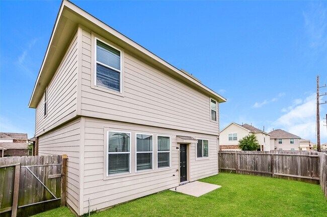 Photo - 18546 Boomi Ravine Trl