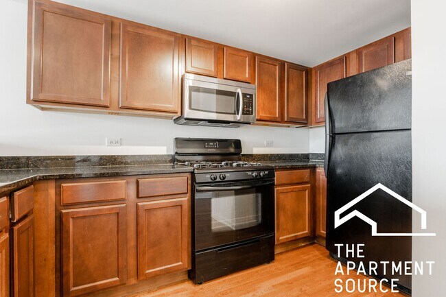 Photo - Stunning 2BR/2BA Rehab - Close to Blue Line 90/94! Unit 2A