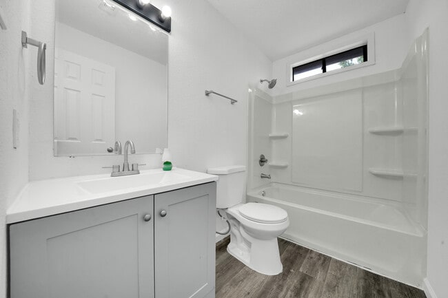 Photo - 161 County Road 1135