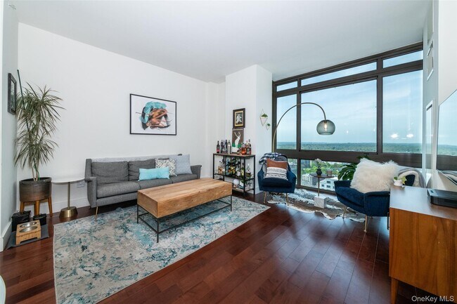 Building Photo - 175 Huguenot St Unit 2804