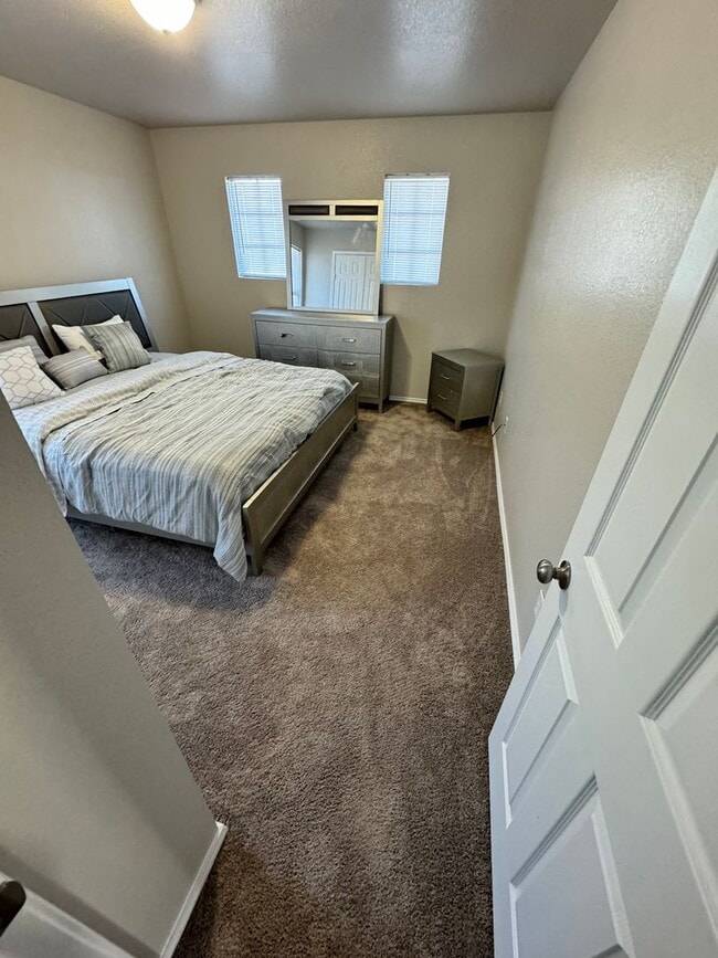 Photo - 3103 Redbud Dr House