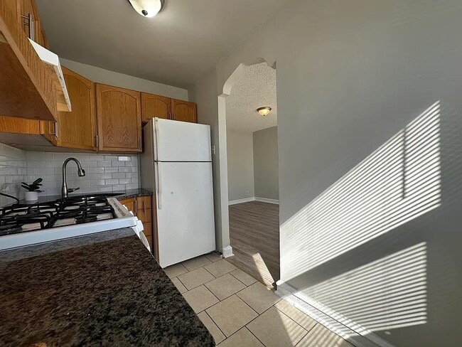 Photo - 6710 Rowland Ave