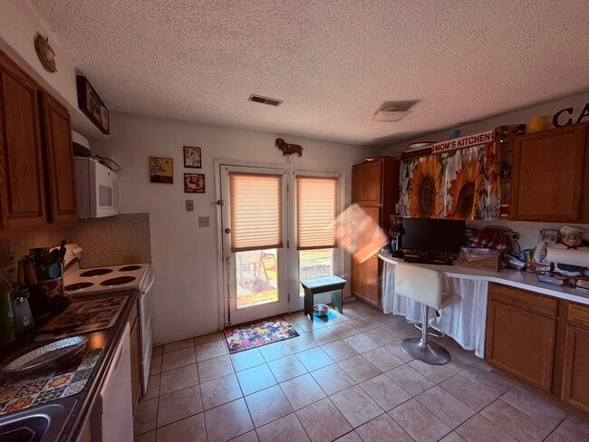 Photo - 9024 Highbridge Dr