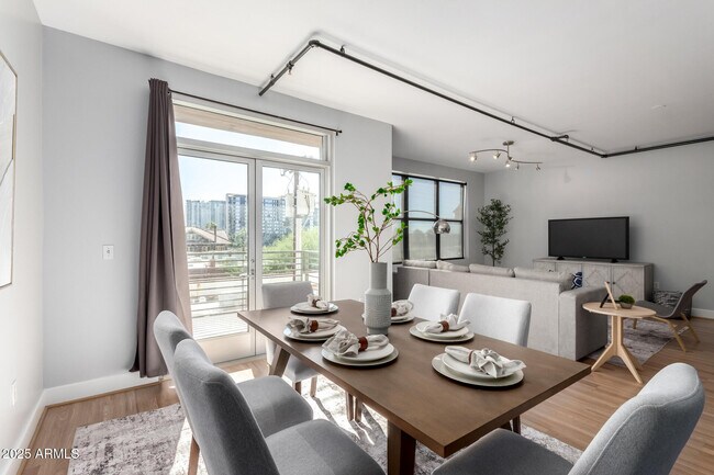 Photo - 1326 N Central Ave Unit 307