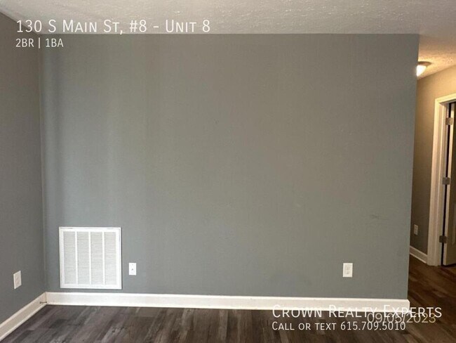 Photo - 130 S Main St