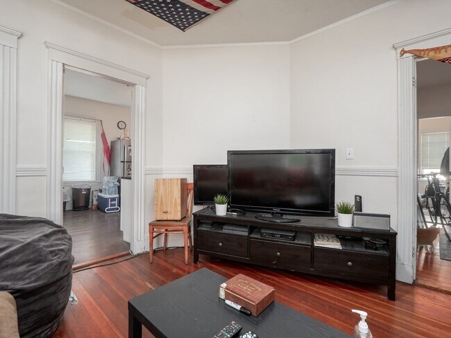 Photo - 47 St Margaret St