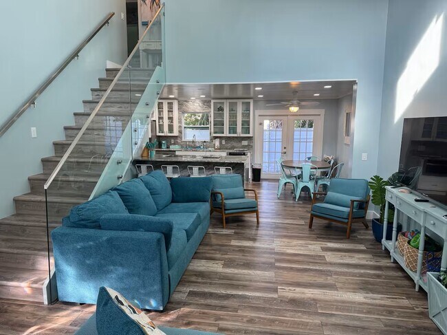 Photo - 3837 Sandstone Ct