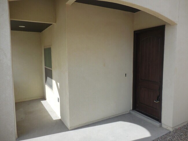 Photo - 213 Epsom Dr