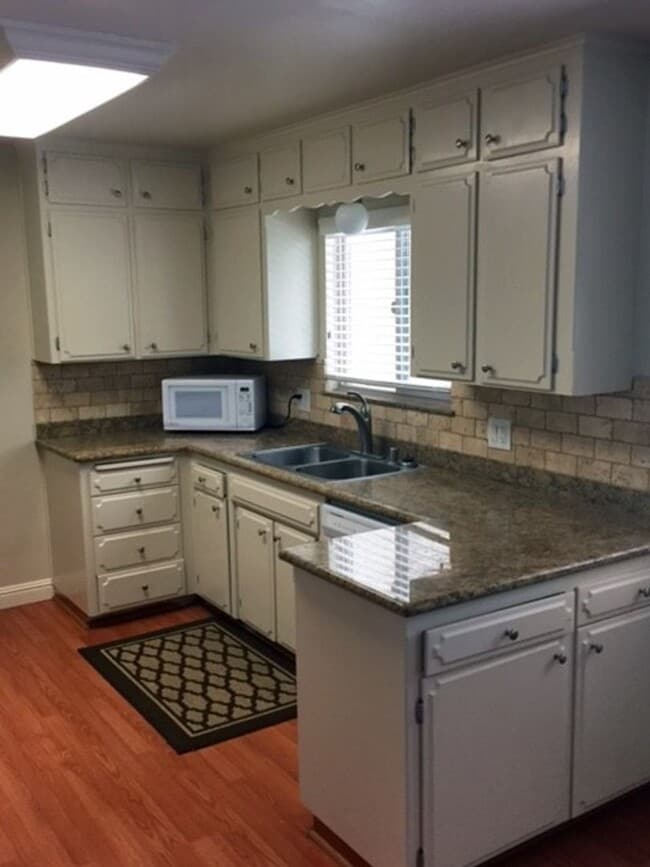 Photo - Beautiful 4 Bedroom Rental Home