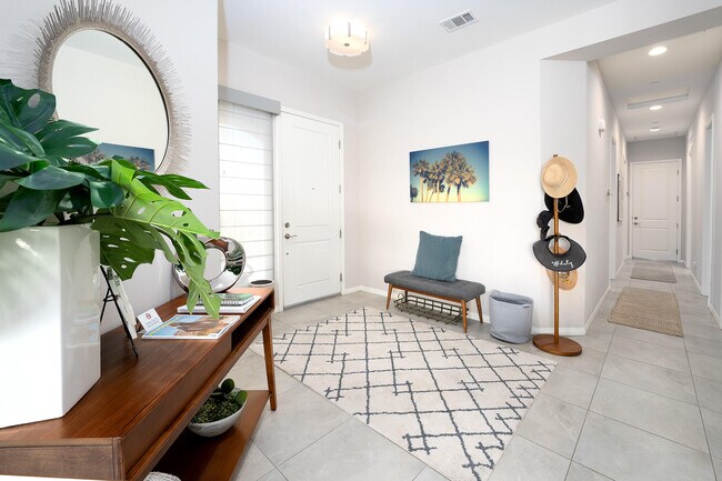 67385 Zuni Ct