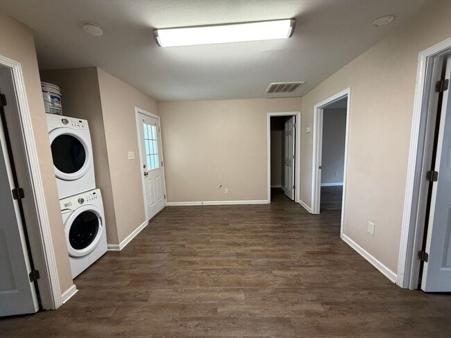 Photo - 2304 Merwood St Unidad B
