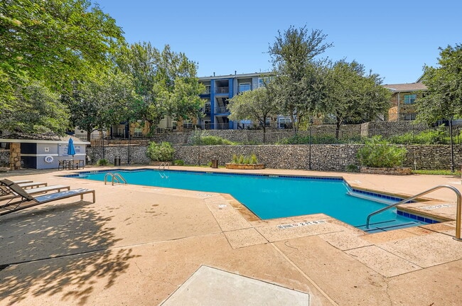 Photo - Eastside at 2201