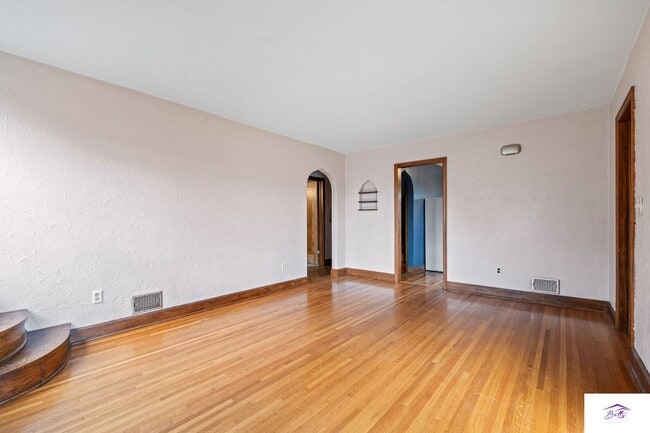 Photo - Charming 3 Bedroom Home in Convenient Omaha Location