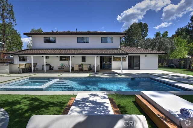 Building Photo - 4751 Del Moreno Dr Rental